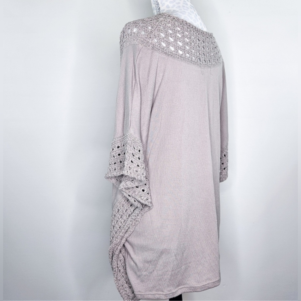 Knox Rose Taupe Crochet Trim Top NWOT - Picture 7 of 7